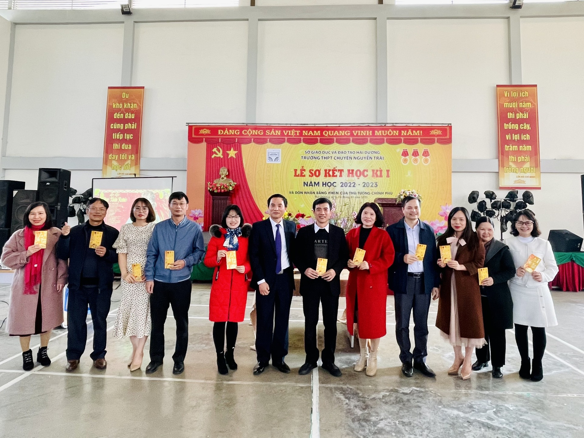 Tưng bừng khai xuân năm Quý Mão 2023